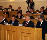 Кандидаты от «Единой России»: больше четверых на одно депутатское место