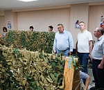 Жители астраханского поселка Верхнекалиновский отправили на передовую более 700 маскировочных сетей