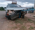 Под Астраханью от столкновения с ограждением погиб водитель