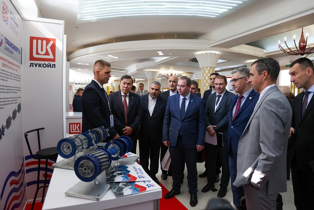 Форум «Каспий – море успеха» начал работу при поддержке ЛУКОЙЛа