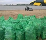 В Астрахани пластиковые пакеты закатают в асфальт 