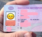 Директор астраханской автошколы попался на продаже прав