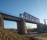 Ремонт железнодорожного моста через Приволжский Затон в Астрахани завершен