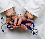 В Астрахани пошел под суд детский врач, сгубивший пациентку