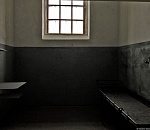 В астраханской тюрьме медленно умирал осужденный, и никто ему не помог