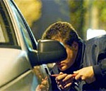 Пьяный астраханец угнал автомобиль, чтобы покатать девушку