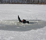 Астраханец, пытаясь спасти земляков, сам провалился под лед