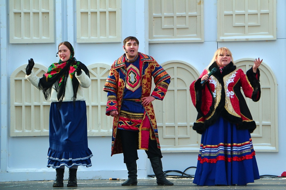 «Зимняя сказка» в Астраханском кремле все еще продолжается