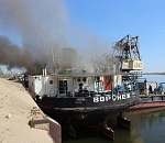 В Астрахани сгорел сухогруз