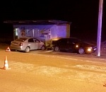 Под Астраханью 19-летний водитель Лифана врезался в припаркованную Мазду, есть пострадавшие