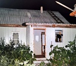 В Астраханской области разошедшийся во время распития алкоголя сельчанин убил одного собутыльника и попытался зарезать второго