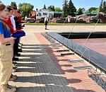 Астраханские юнармейцы побывали в Брестской крепости и увидели реконструкцию первого дня Великой Отечественной войны