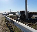 Астраханец на своей «двенашке» влетел в леерное ограждение и опору ЛЭП
