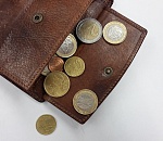 Госдума узаконила повышение пенсионного возраста чиновников 