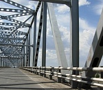 Старый мост в Астрахани снова разведут