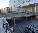 Астраханский мост глупости ремонтируют, но не поднимают