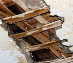 В Астраханской области тракторист погиб под завалами