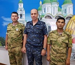 В Астрахани сотрудники Росгвардии спасли пенсионерку с гипертоническим кризом