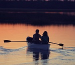 Астраханец попытался сбежать от пограничников, чтобы скрыть любовницу от жены