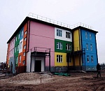 В Астрахани Игорь Бабушкин потребовал увеличить количество рабочих на месте строящегося детсада