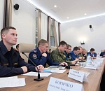 Более 800 силовиков обеспечат безопасность астраханцев в новогодние дни