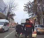 В Управлении транспортом и пассажирских перевозок Астрахани прокомментировали дорожную потасовку