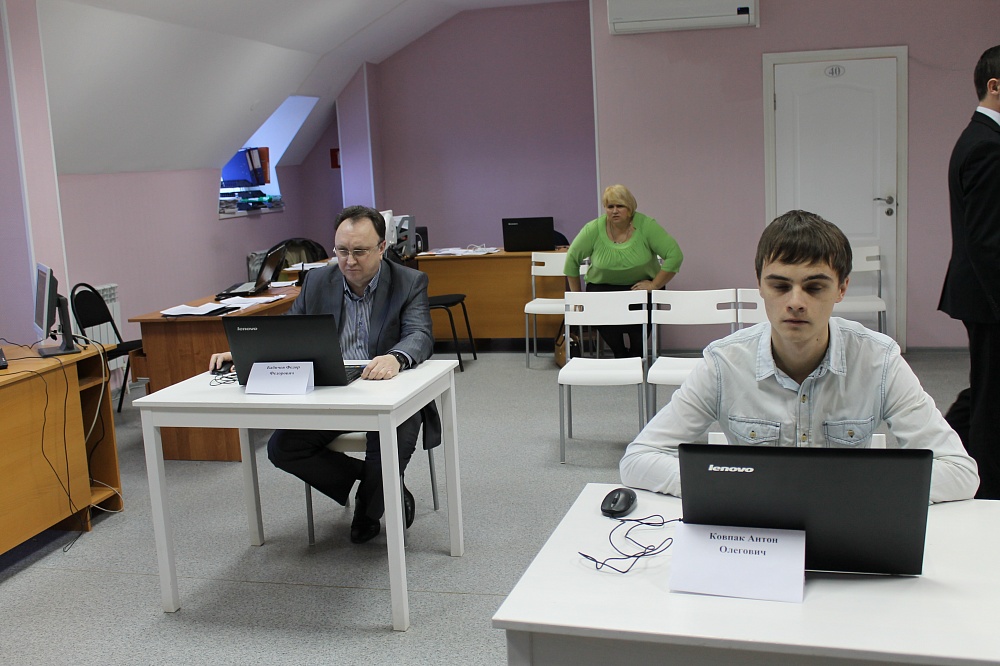 В Астрахани стартовали экзамены для сотрудников управляющих компаний