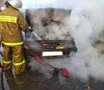 В Астрахани сгорели два автомобиля