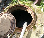 Под Астраханью годовалая девочка погибла под колесами ассенизаторской машины  