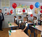 В Астрахани более 5 тысяч первоклассников сегодня впервые сели за парты
