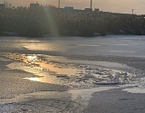 В Астрахани на Кутуме рыбак провалился под лед