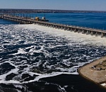 В Астраханской области на три дня увеличат сбросы  воды для прохода зерновозов