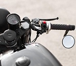 Два астраханских инспектора пойдут под суд за взятку от водителя скутера