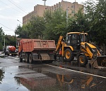 В центре Астрахани из-за аварии на водопроводных сетях ограничили движение