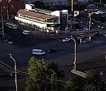 В Астрахани столкнулись маршрутка и иномарка. Видео