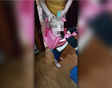 Астраханские спасатели вытащили из горшка застрявшую голову ребенка