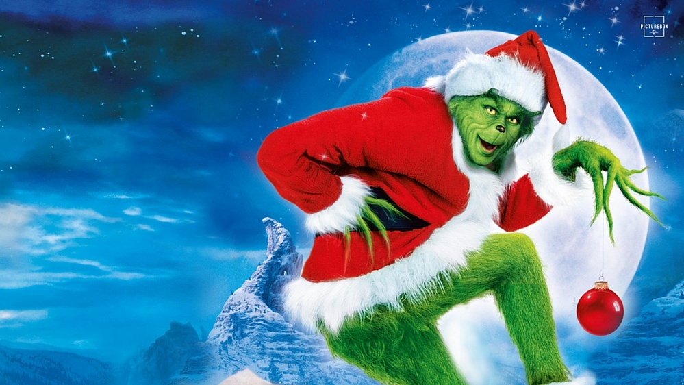 Вандалы пытаются украсть у астраханцев новогоднее настроение