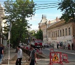 В центре Астрахани горело здание, в котором находятся популярные кафе и магазин