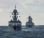 Учения начали сразу более 50 кораблей Каспийской флотилии РФ