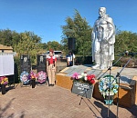 В Астраханском селе увековечили память земляков-участников спецоперации  