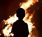 В Астраханской области будут судить мать 3 детей, погибших на пожаре