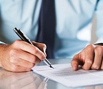 Директор астраханской стройфирмы реализовал более ста квартир вдвое дешевле рыночной цены