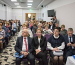 Председатель комитета Облдумы по здравоохранению Инна Ирдеева приняла участие в профсоюзной конференции