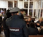 Астраханская полиция в выходные прошлась по барам, кальянным и клубам