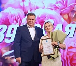 Игорь Редькин наградил отличников системы образования Астрахани