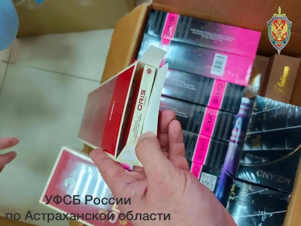 ФСБ изъяла у двух астраханцев 24 тысячи пачек безакцизных сигарет