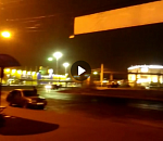 Пони бегают по кругу: водители двух авто устроили опасный дрифт в Астрахани. Видео