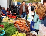 В Астрахани вновь зовет к себе большая сельхозярмарка