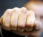 Трое сельчан избили и ограбили астраханца под видом полицейских