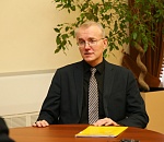 Лидер астраханских справедливороссов не сомневается, что голоса на выборах президента подсчитают правильно